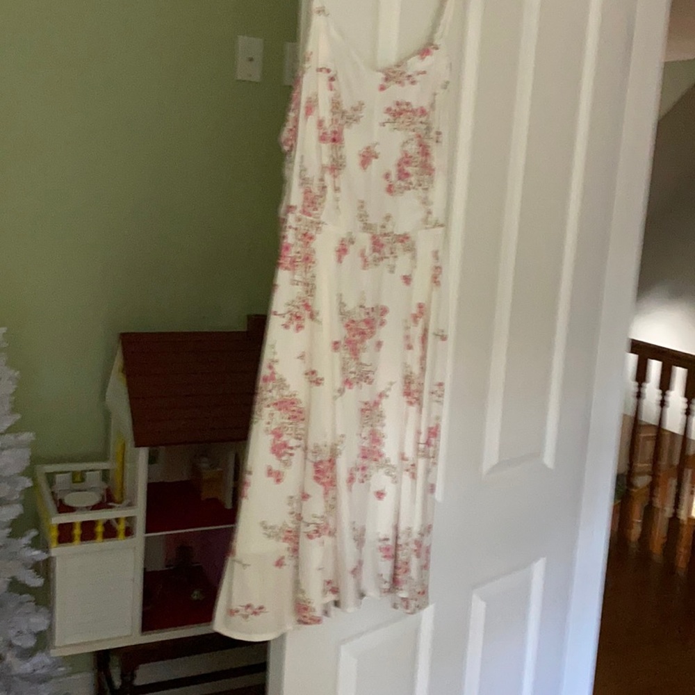 Old Navy floral dress